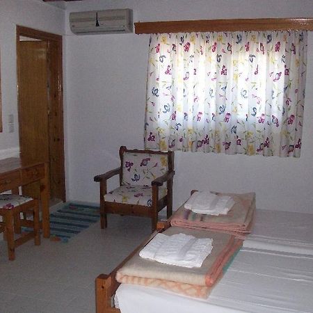 Varelis Archangelos  Dış mekan fotoğraf
